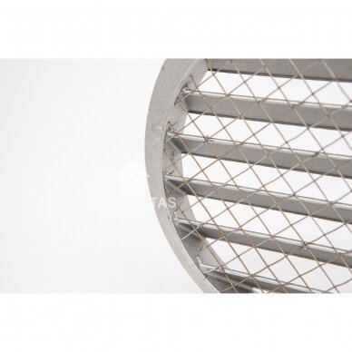 Wall-mounted air intake/exhaust vent with wire mesh 3